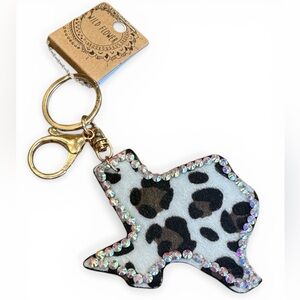 NWT CRYSTAL TRIMMED LEOPARD TEXAS KEYCHAIN